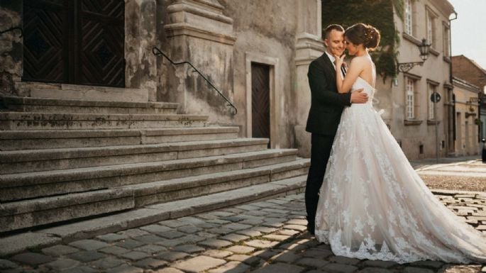 Vestidos de novia en CDMX: ¿Cuánto te cuesta en la famosa Calle de las Novias?