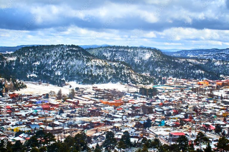 Este pueblo mágico de Chihuahua se cubre de nieve en diciembre. (Crédito: Shutterstock)