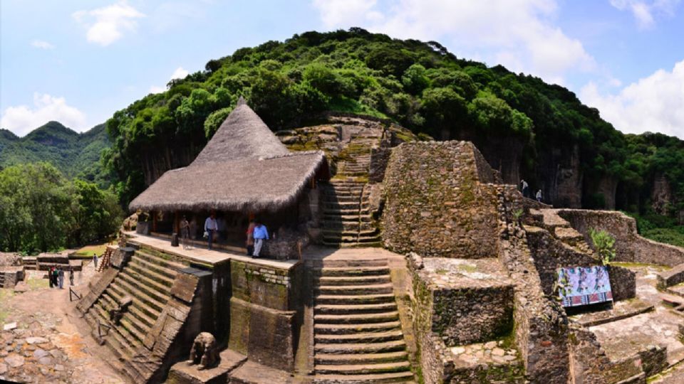 La atracción más emblemática de Malinalco es el Cerro de los Ídolos.