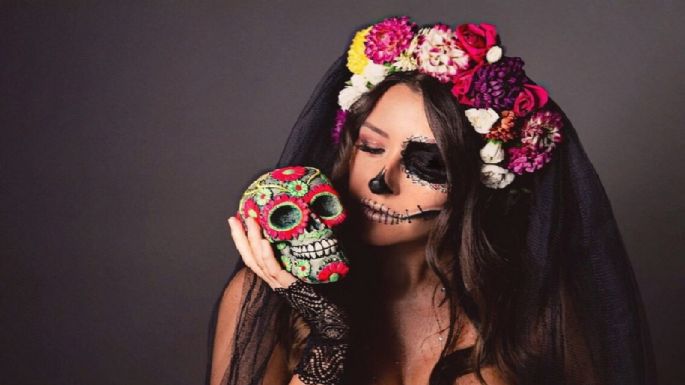 Catrina: Maquillaje y peinado sencillo, pero que parece de profesional