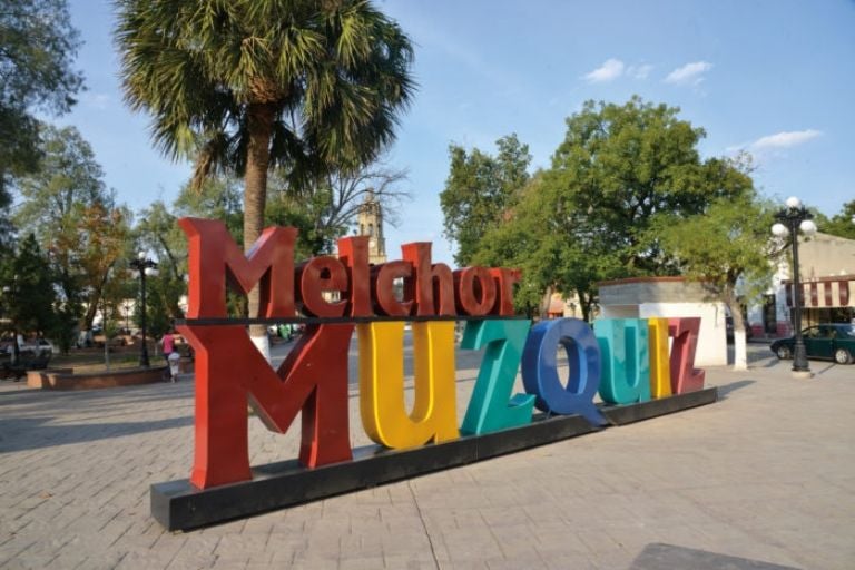 Ubicado en estado mexicano de Coahuila, Melchor Múzquiz este destino llamará la atención a los turistas por sus paisajes naturales y costumbres. 