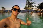 Adiós Mía, Alex Marín presenta a sus nuevas tres novias
