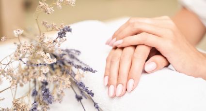 5 nail art de uñas de gel semicuradas que son perfectas para rejuvenecer manos