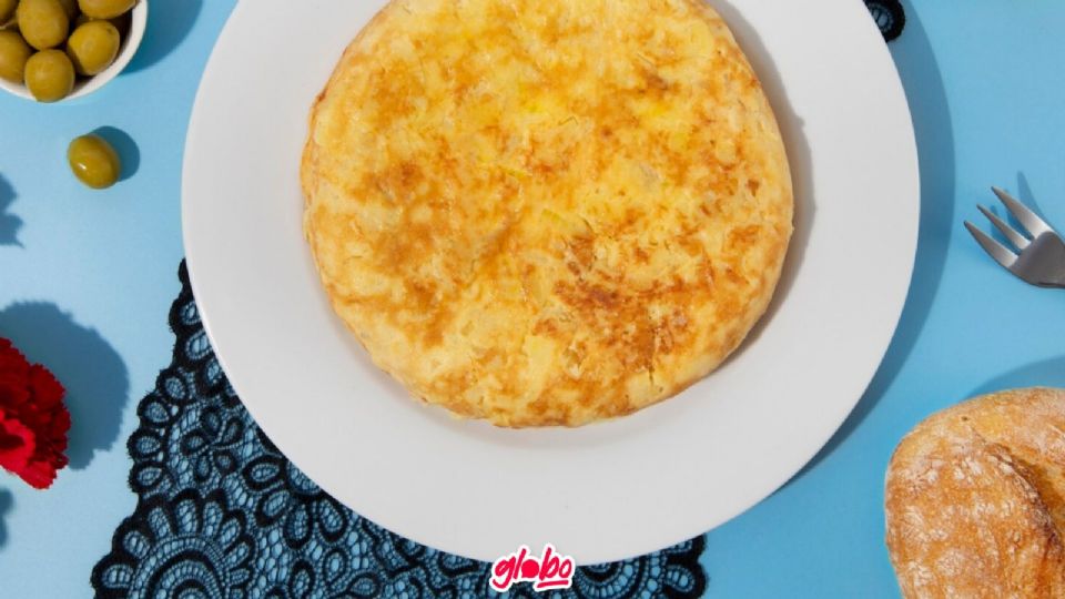 Esta es la receta para preparar el mejor omelette de huevo para tu desayuno del sábado.
