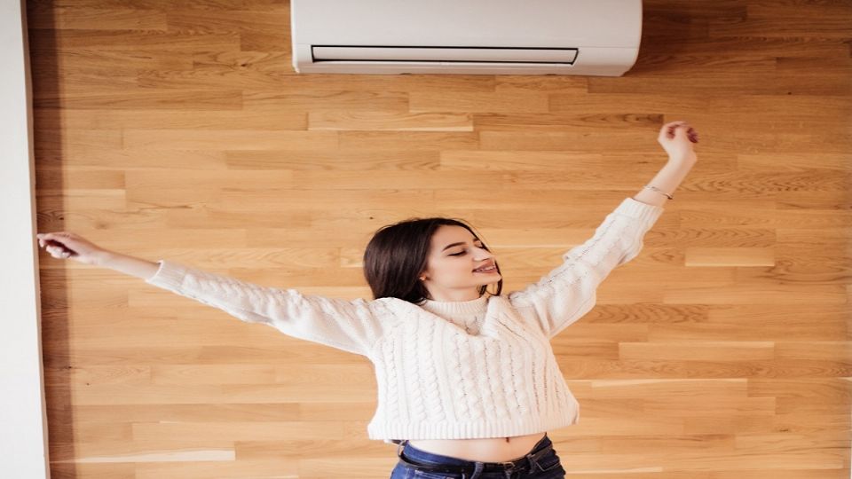 Los aires acondicionados split son ideales para ambientes domésticos por su eficiencia y bajo nivel de ruido.