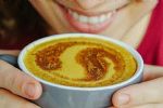 ¿Qué pasa si tomo té de jengibre, cúrcuma y canela todos los días? Este es su efecto en el estómago