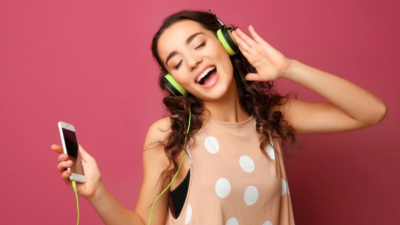 The song that generates the greatest amount of happiness for people, according to science