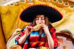 Foto ilustrativa de la nota titulada: Esta es la taquería que prepara los mejores 'tacos de canasta' en la CDMX y que debes visitar este fin de semana