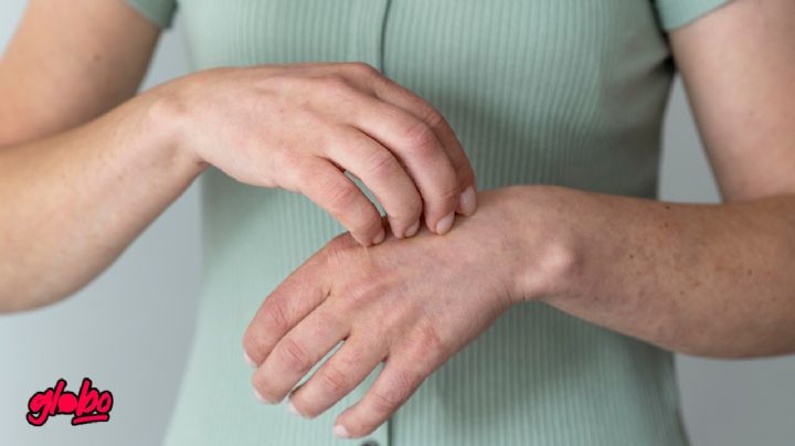 Este es el significado que una persona le pique la mano derecha