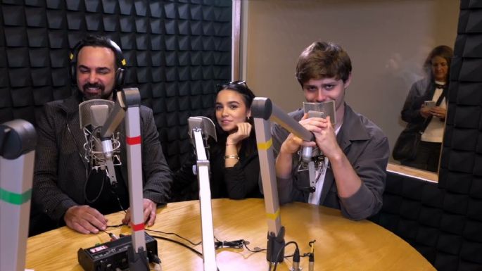 Ariel Miramontes y el elenco hablan de 'Desastre en Familia'