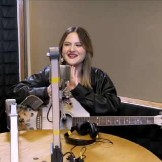 Mar Rendón fusiona rock y cumbia en su nuevo sencillo “Pero no tanto”:La apología a los malos amores