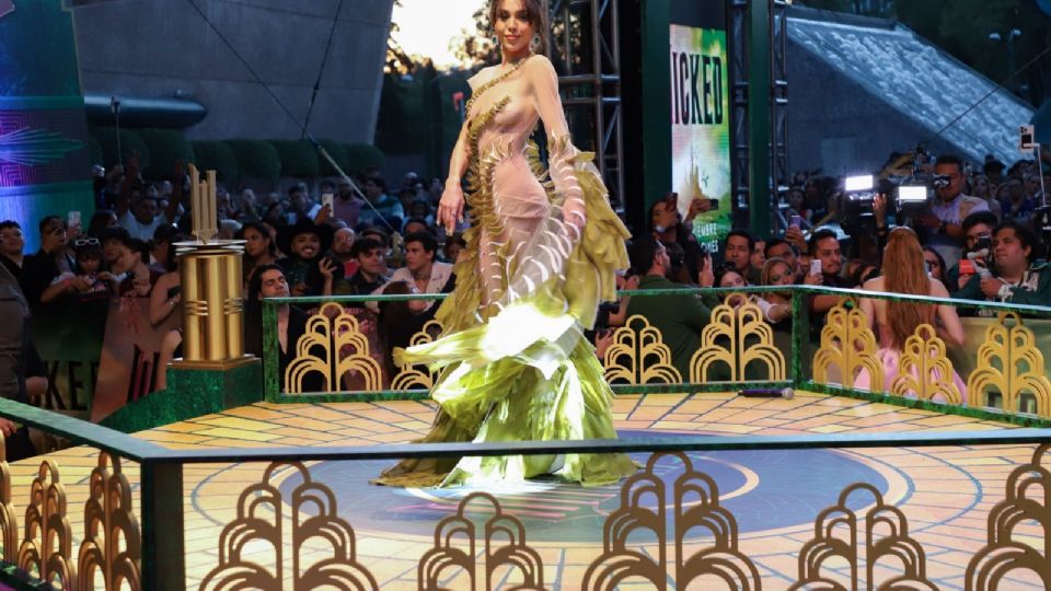 Danna Paola reprueba comentarios de Dani Flow: 'No promovamos eso'