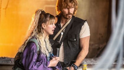 Final explicado de “Estado Eléctrico”, la Película de Netflix más ambiciosa: ¿Christopher está vivo?