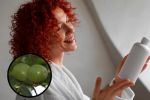 Foto ilustrativa de la nota titulada: ¿Qué ponerle a tu acondicionador para cubrir las canas?