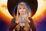 Foto ilustrativa de la nota titulada: Horóscopo Mhoni Vidente HOY, Miércoles 23 de Abril: Consejos del Tarot para suerte en el amor de cada signo zodiacal