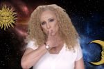 Foto ilustrativa de la nota titulada: Horóscopo de HOY jueves 24 de abril, según Mizada Mohamed. Ritual para atraer la surte de todos los signos del zodiaco