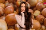 Foto ilustrativa de la nota titulada: El tónico de cebolla para tener un cabello largo y brillante