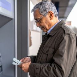 Pensión Bienestar: estos son los apellidos que cobran HOY martes 20 de mayo