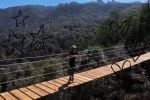 Foto ilustrativa de la nota titulada: El Pueblo Mágico de Hidalgo con un puente colgante extremo para conocer con amigos