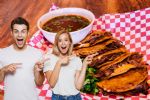 Foto ilustrativa de la nota titulada: Si eres amante de la birria, este es el pueblo mágico que debes visitar