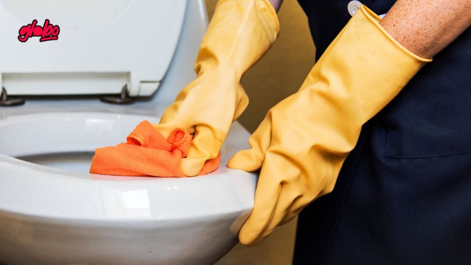Descubre métodos fáciles y efectivos para eliminar el sarro del baño y dejarlo como nuevo sin esfuerzo.
