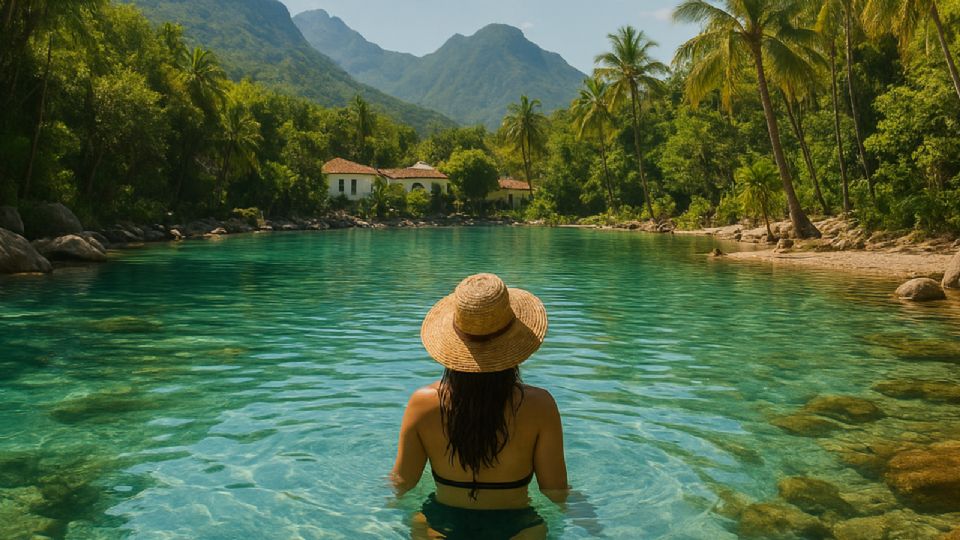Un paraíso escondido en Querétaro que contiene unas hermosas aguas templadas que te van a cautivar.