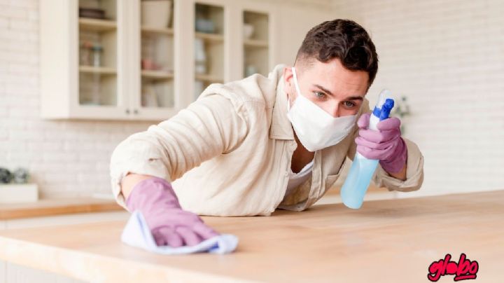 El arreglo casero para hacer un limpiador desinfectante casero que elimina las bacterias del hogar