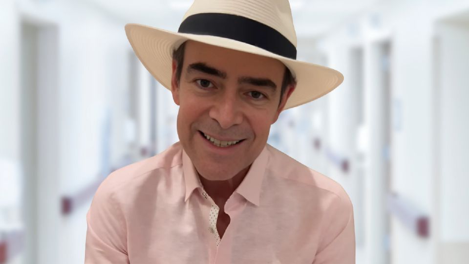 Ellos son los hijos de Toño Mauri, quien ha sido hospitalizado por complicaciones de neumonía, aquí te contamos sobre su estado de salud.