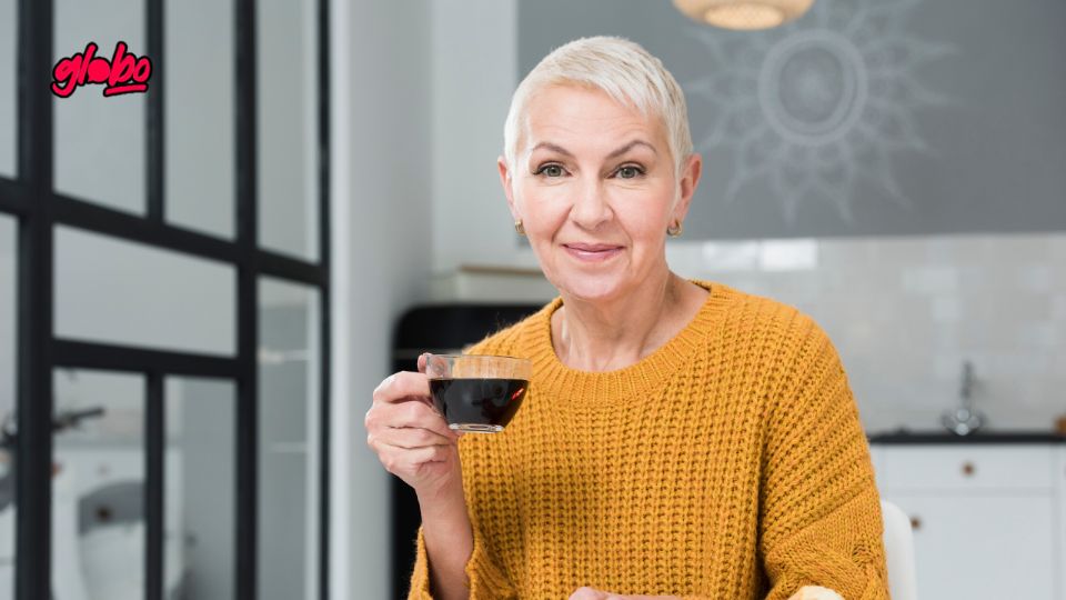 El café durante la menopausia puede ser un gran aliado gracias a sus efectos antioxidantes, energizantes y protectores de la salud ósea y cardiovascular.