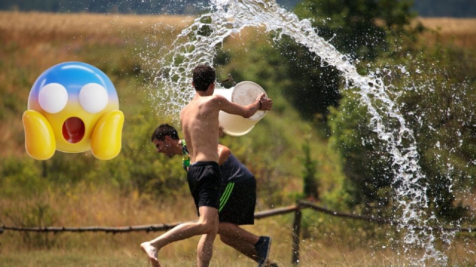 Por qué se tiene la costumbre de mojarse el Sábado de Gloria.